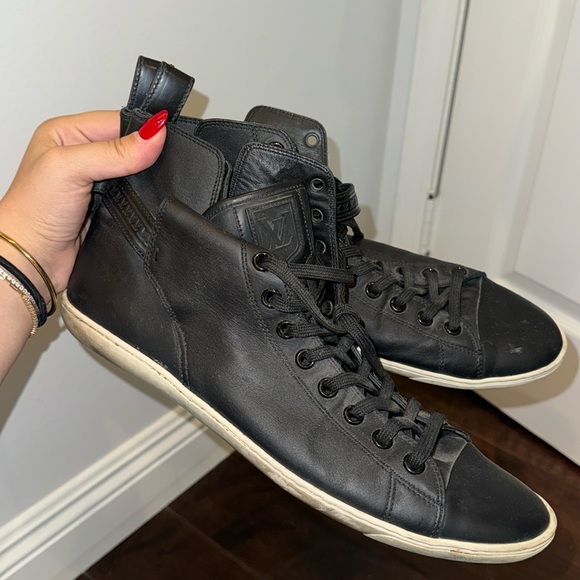 Louis Vuitton Men’s High Top Black Leather Buckle Sneakers *100% Authentic* - Picture 1 of 7
